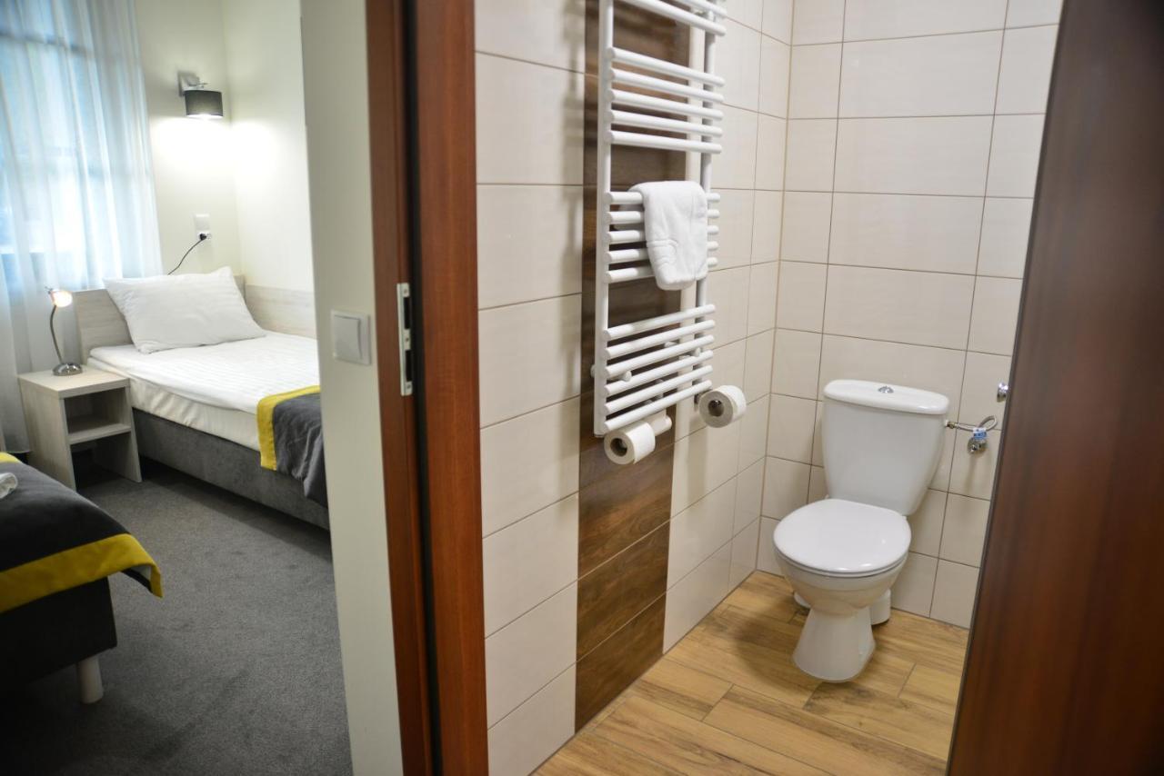 Centrum Restauracyjno-Hotelowe Florres Pawłowiczki Buitenkant foto