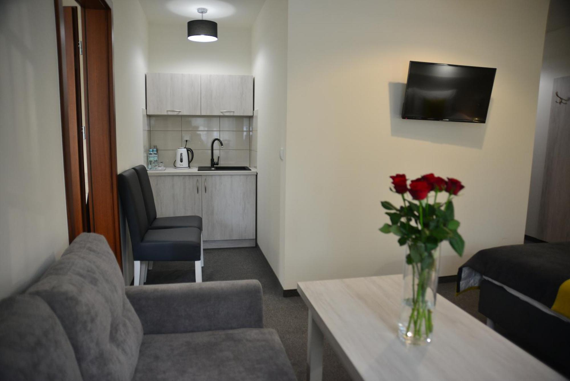 Centrum Restauracyjno-Hotelowe Florres Pawłowiczki Buitenkant foto