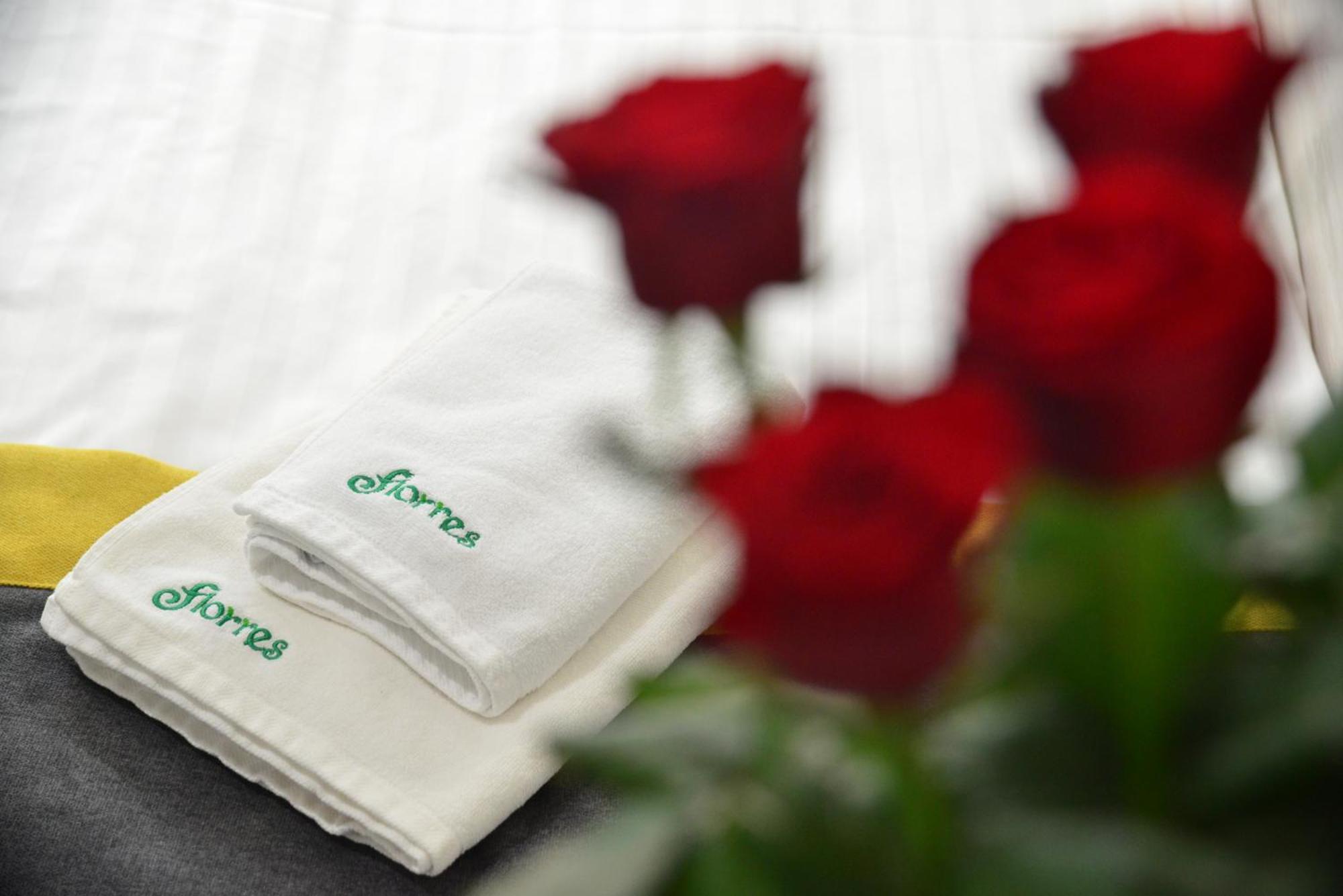 Centrum Restauracyjno-Hotelowe Florres Pawłowiczki Buitenkant foto